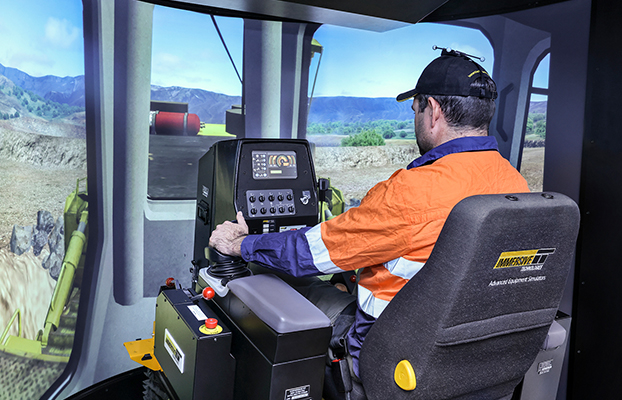 Simulator for Komatsu Dozer D475A-5E0 Palm Control, Dual Tilt Blade Control