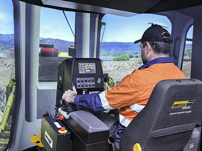 Komatsu D475A-5E0 Track Dozer (Palm Control, Dual Tilt Blade Control) - Training Simulator Module