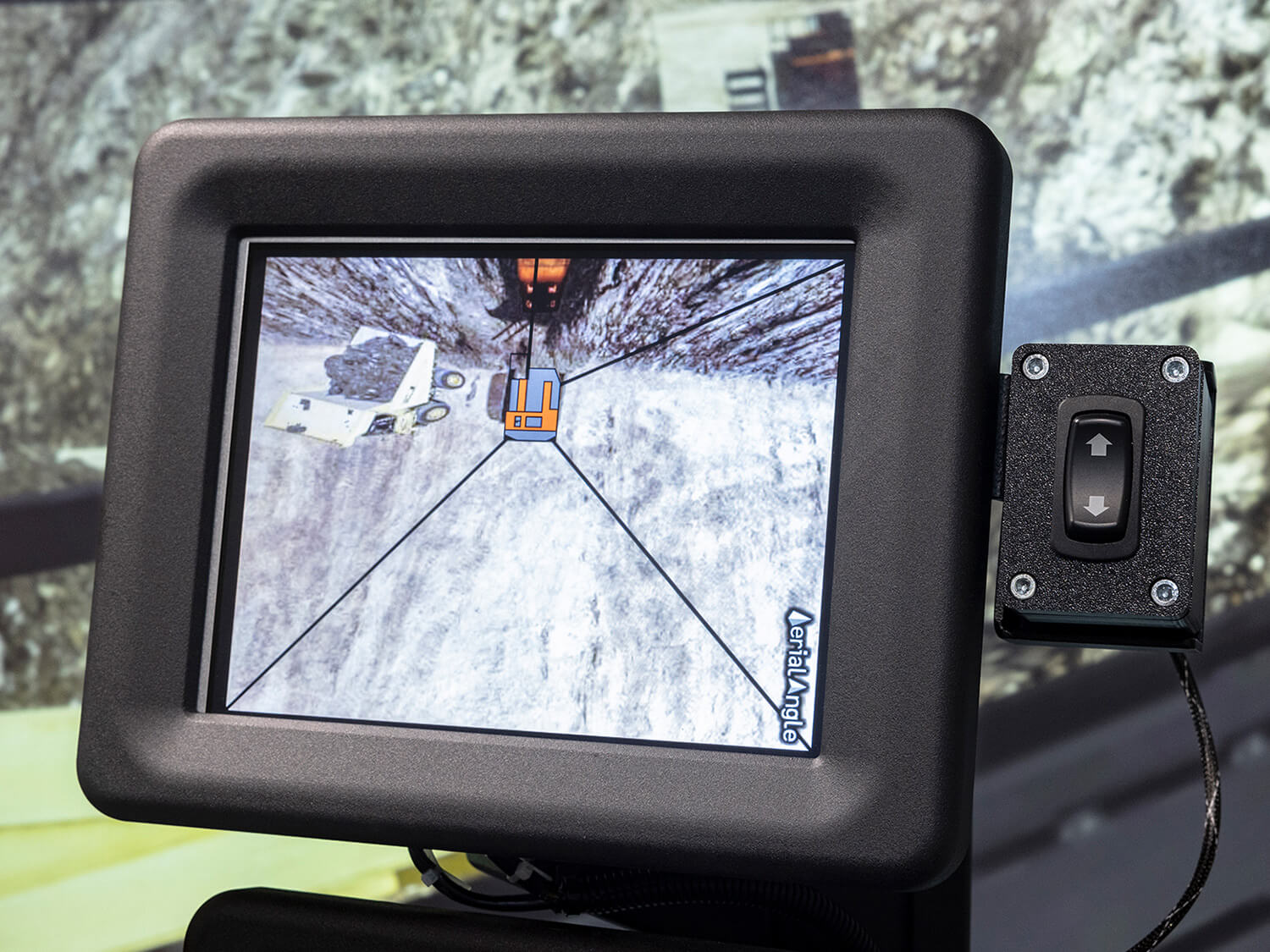 Hitachi EX2600-7 Shovels/Excavators - Sky Angle Monitor providing operators with a bird’s-eye view of the surrounding area