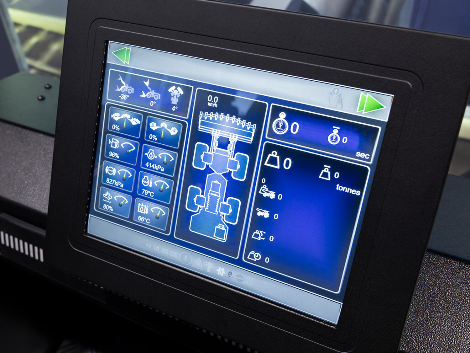 Komatsu WE1850-3 - Learn the LINCS II network control system that provides instant, real-time feedback and vital statistics